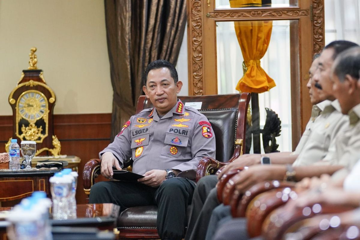 Jenderal Listyo Sigit apresiasi dukungan moril tujuh mantan Kapolri