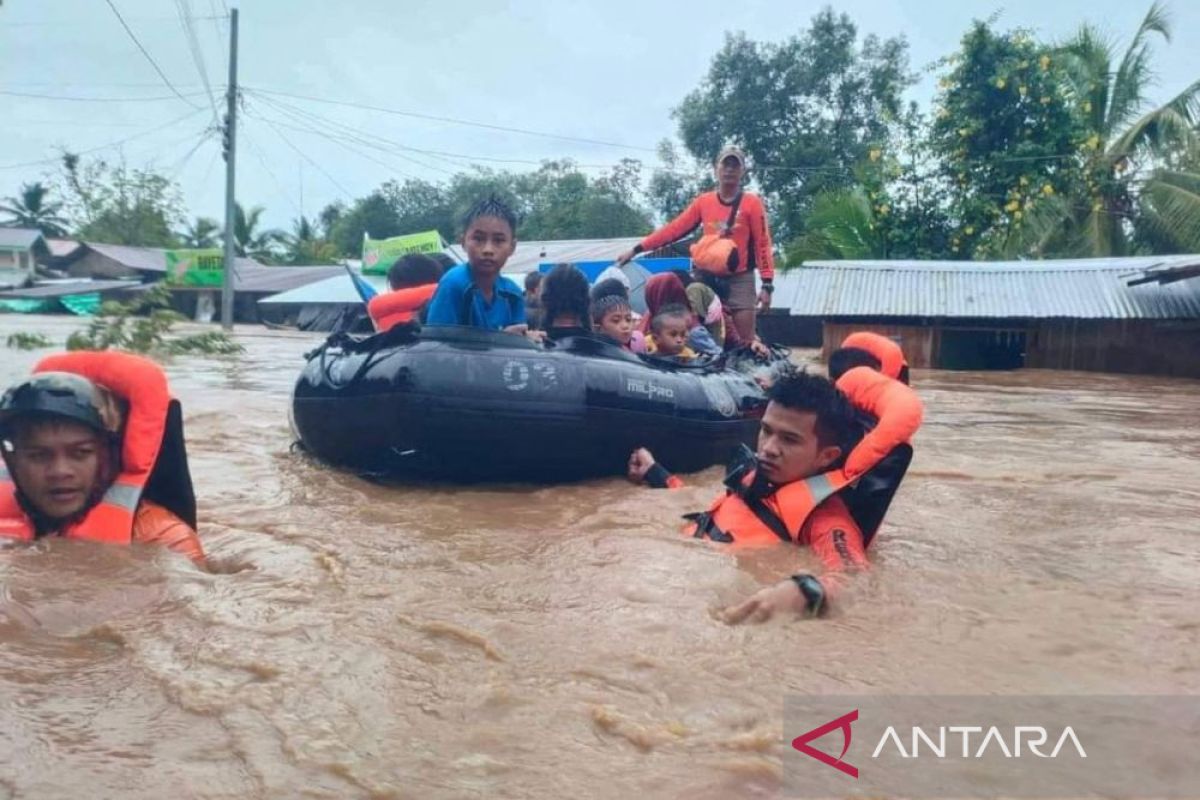 Banjir dan longsor di Filipina tewaskan sedikitnya 31 orang