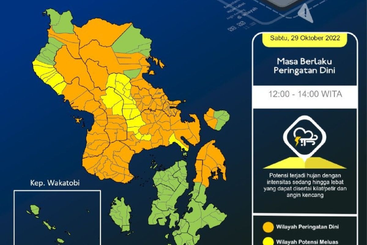 BMKG: Waspadai hujan lebat disertai kilat di 11 wilayah Sultra