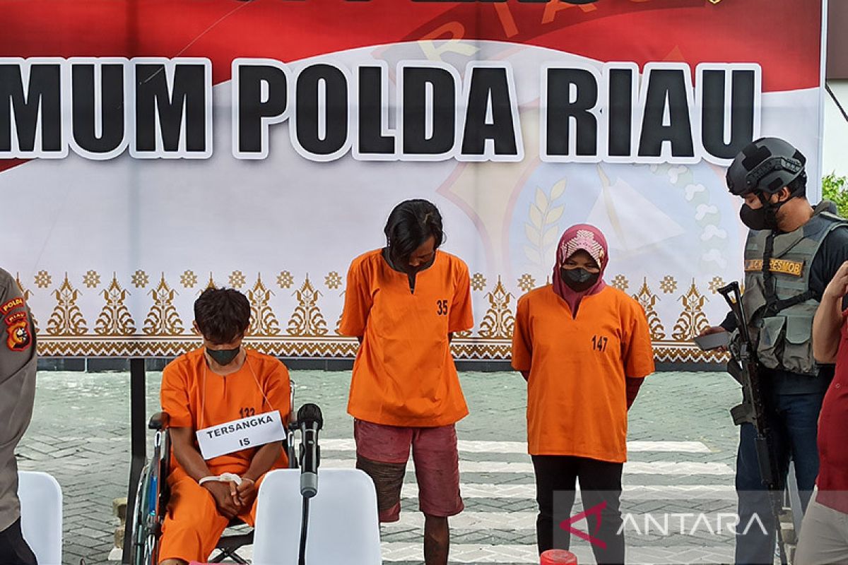 Polisi Riau buru penadah barang curian rumah mewah