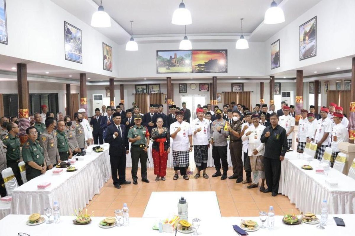 Bawaslu Bali ingatkan 171 Panwaslu Kecamatan jaga kode etik