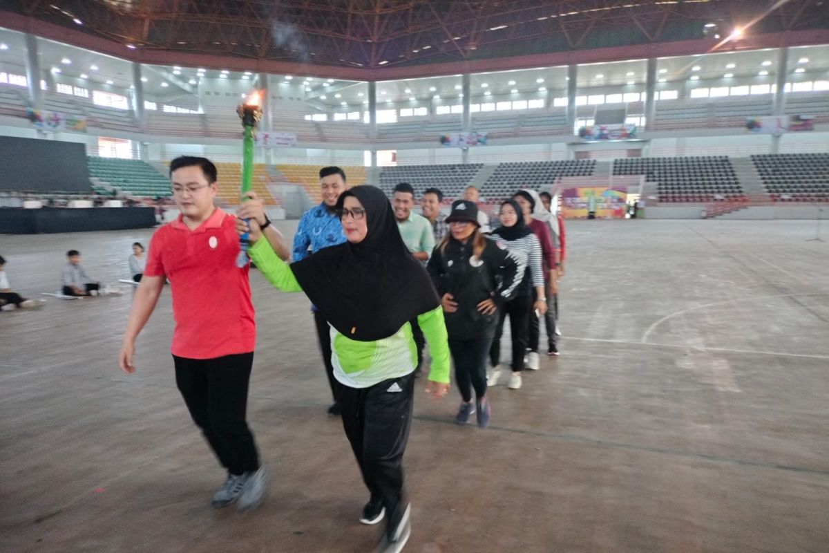 Juara dunia pencak silat jadi pembawa obor Porprov Sumut 2022