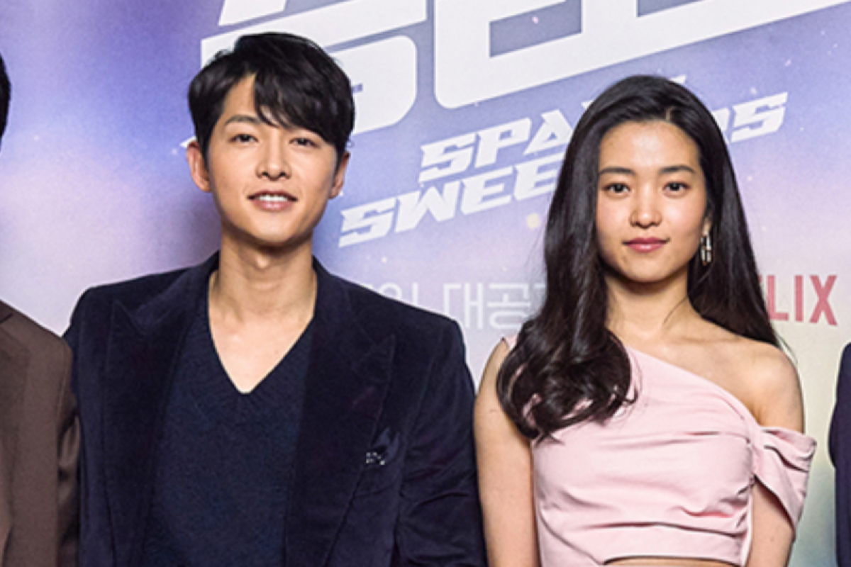 Simak, Song Joong-ki batal berkencan