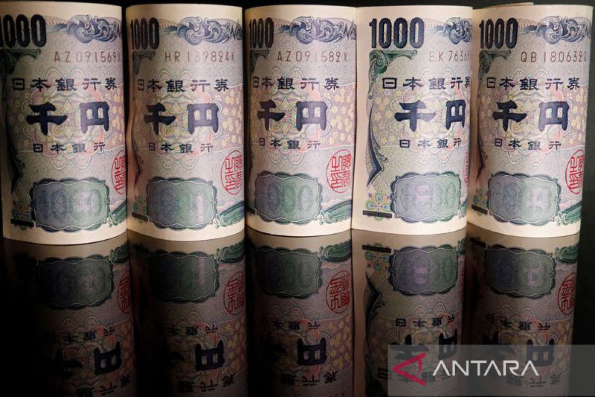 Yen terus naik di Asia didukung perubahan kebijakan BoJ