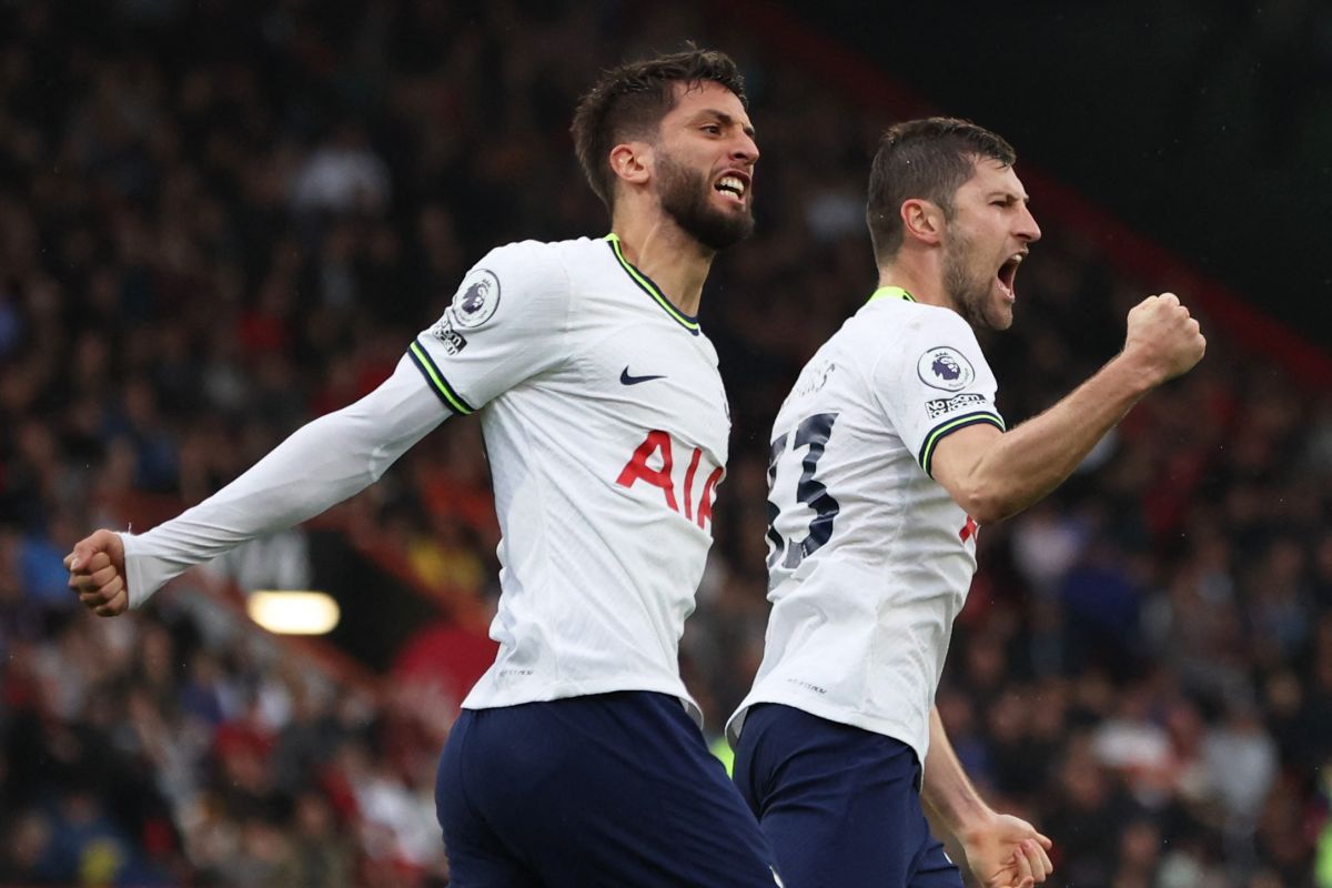 Tottenham aktifkan  perpanjangan kontrak Ben Davies selama satu tahun