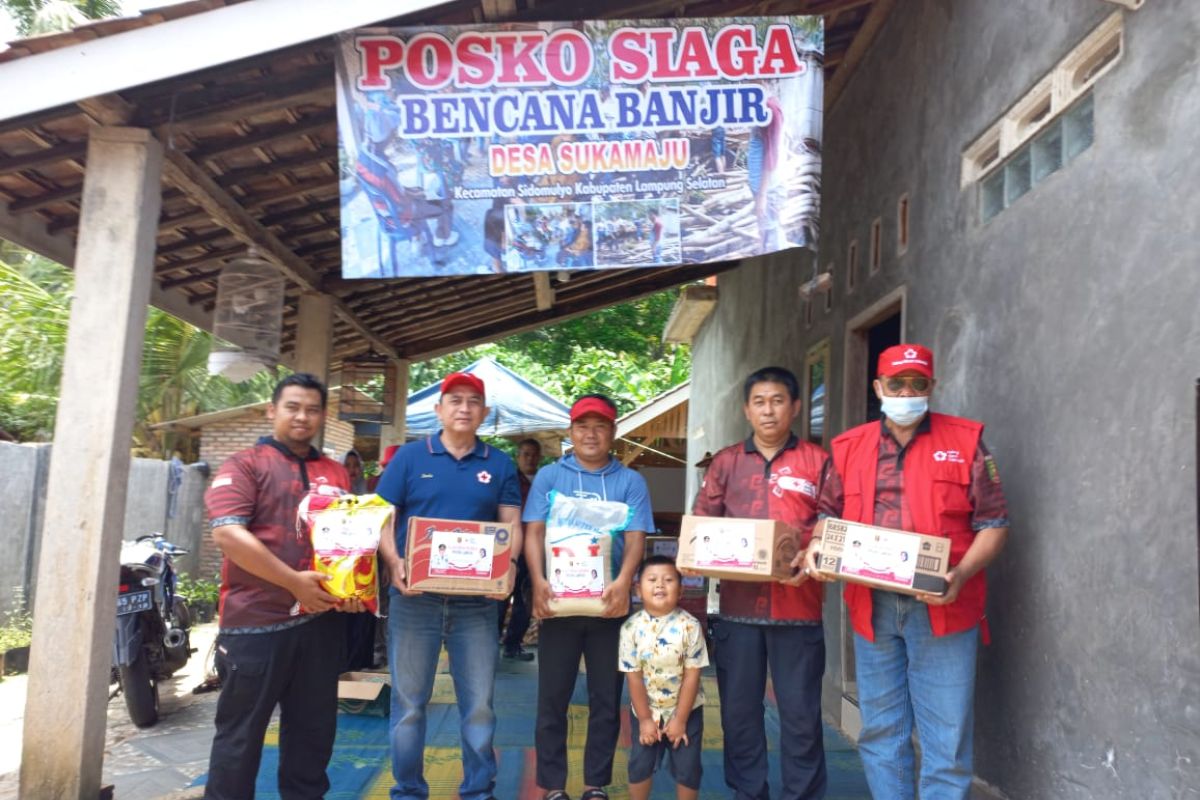 PMI Provinsi Lampung beri bantuan SIGER Tali Asih dan sembako bagi korban bencana Lampung Selatan