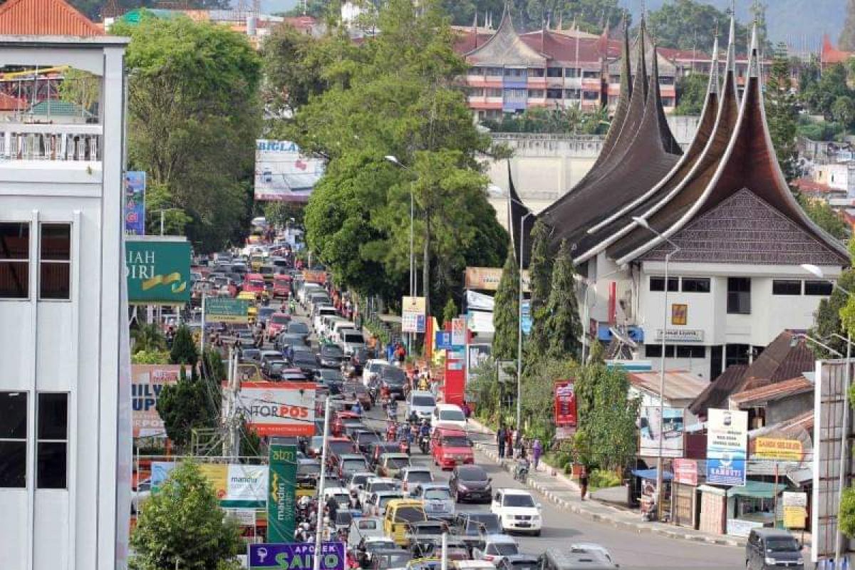 Kemenhub hibahkan ATCS Rp 9,3 miliar untuk Dishub Bukittinggi