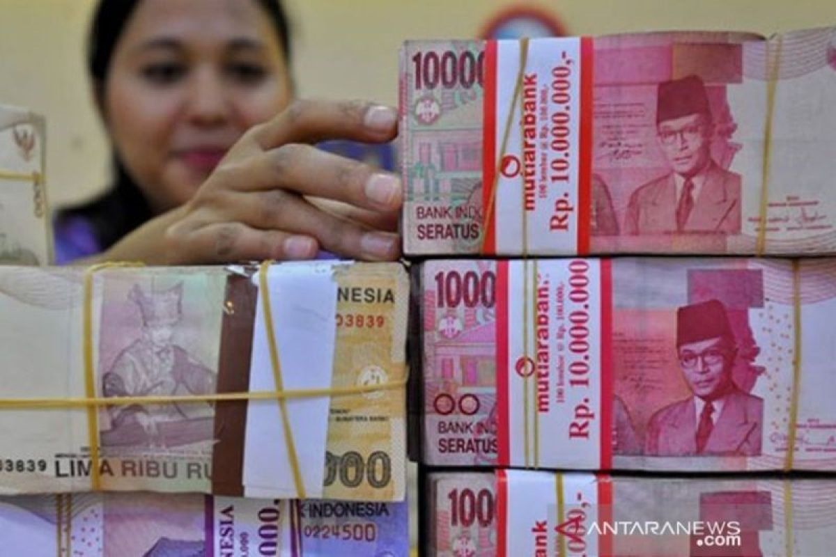 Rupiah Jumat pagi melemah 48 poin