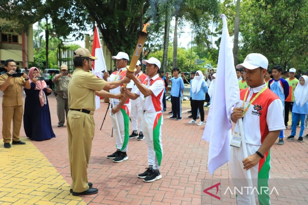 HSU terima Kirab Obor Porprov XI Kalsel