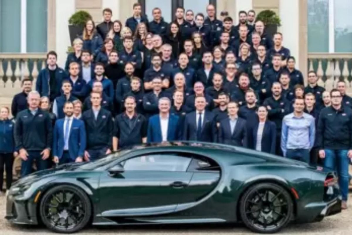 Produksi Bugatti Chiron capai 400 unit