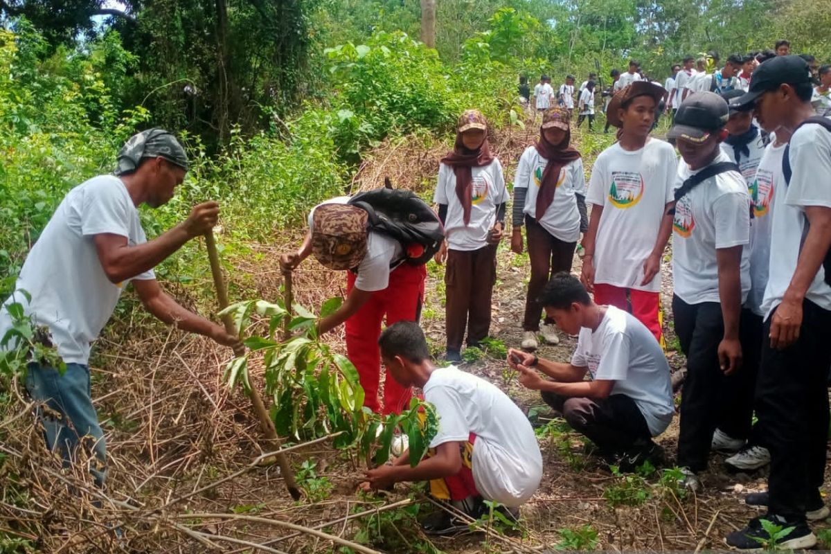 Geopark Tambora menggelar geowisata untuk pariwisata berkelanjutan