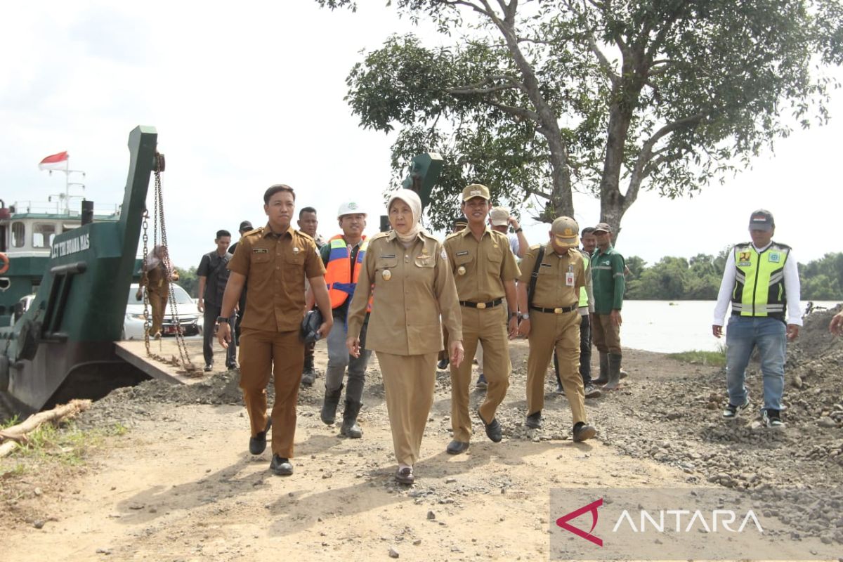 Jelang akhir jabatan bupati-wabup monitoring Jalan Kutabamara