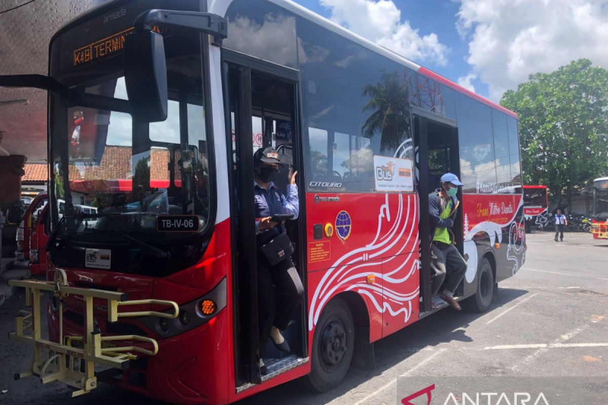 Dishub akui penumpang Bus Trans Metro Dewata turun sejak bayar