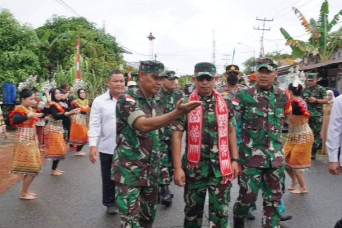 Staf Teritorial TNI AD berkunjung ke Kampung Pancasila