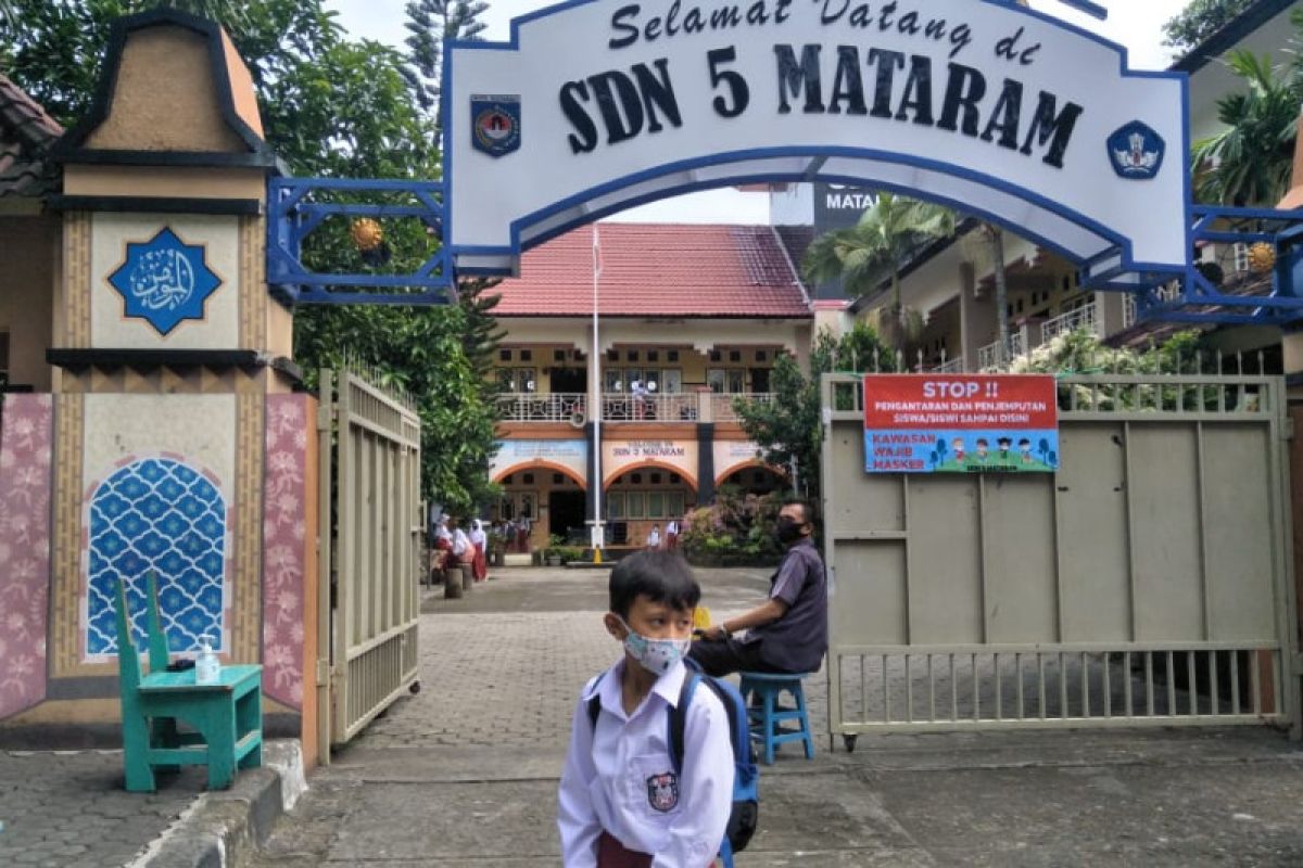 Disdik Mataram: Siswa tetap PTM penuh kendati kasus COVID-19 naik