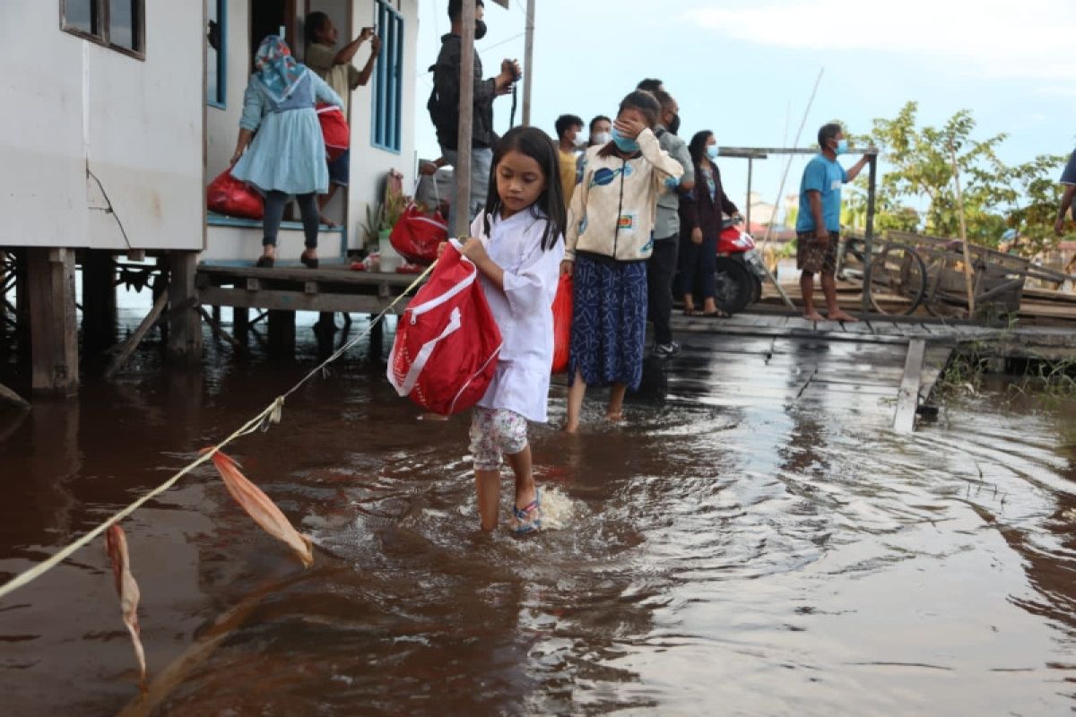 Bupati Katingan apresiasi Mensos bantu korban banjir
