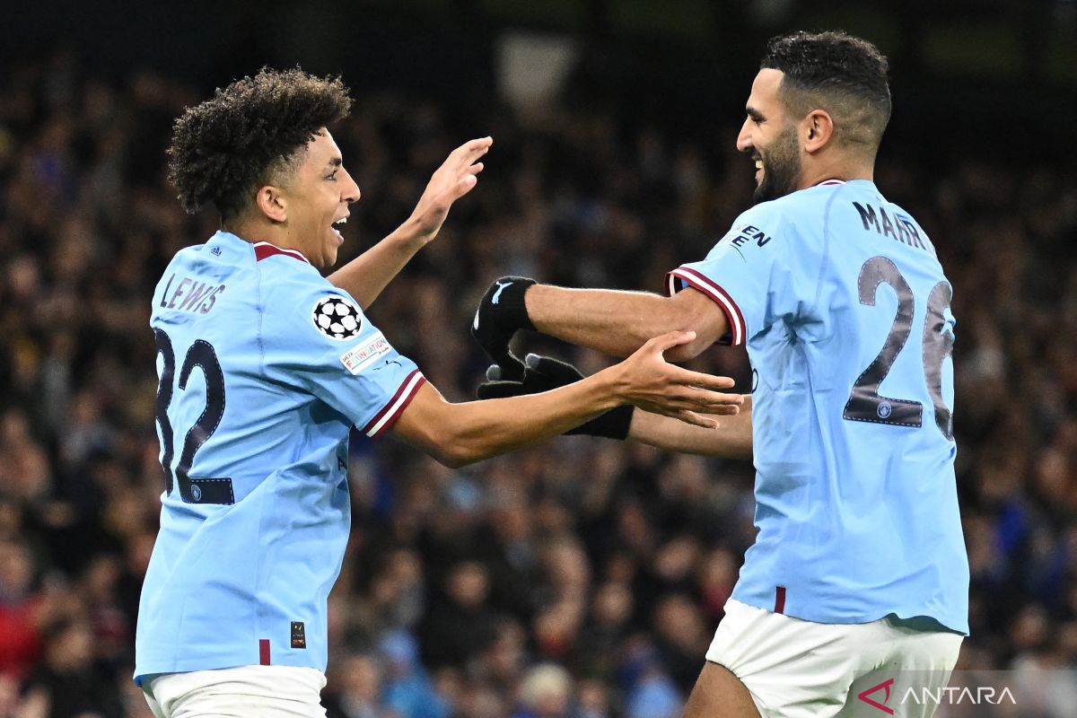 Manchester City juara grup usai taklukkan Sevilla 3-1