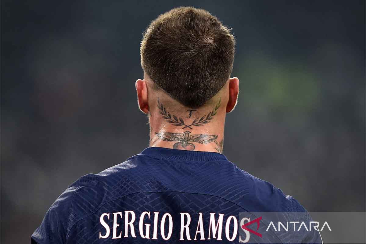 Sergio Ramos kembali ke Sevilla setelah 18 tahun