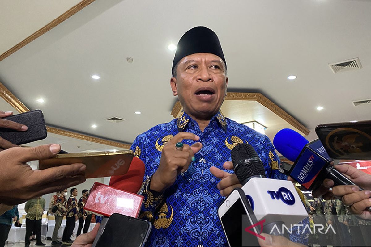 Nasib lanjutan Liga 1 tergantung Polri, kata Menpora