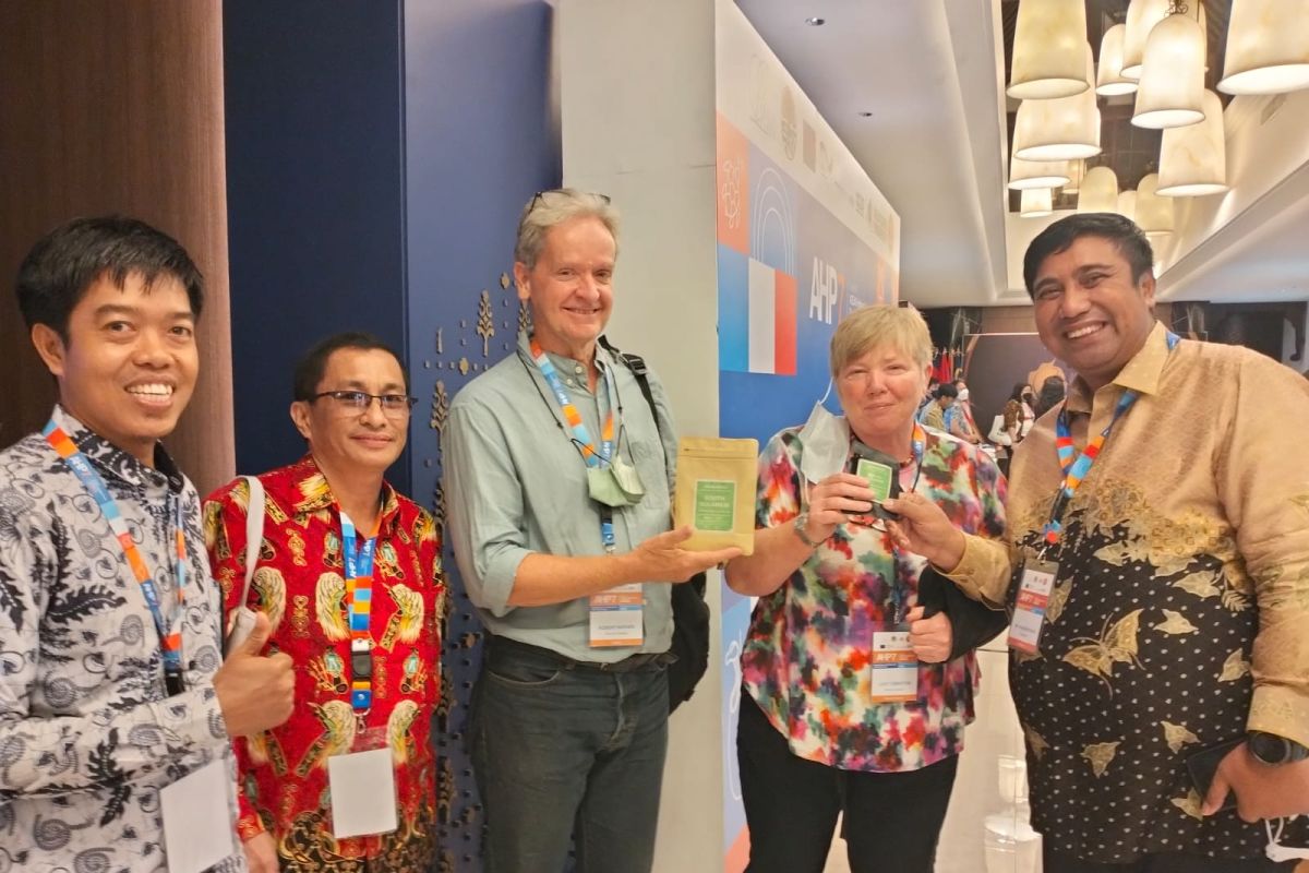Bupati Maros promosi Kopi Mallawa di Konferensi Lingkungan Hidup Asean di Bogor
