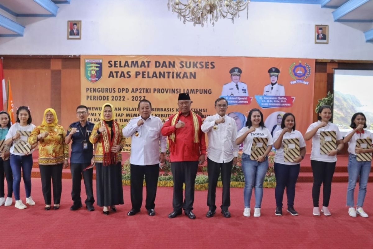 Gubernur Lampung minta calon PMI dibekali kompetensi kerja mumpuni