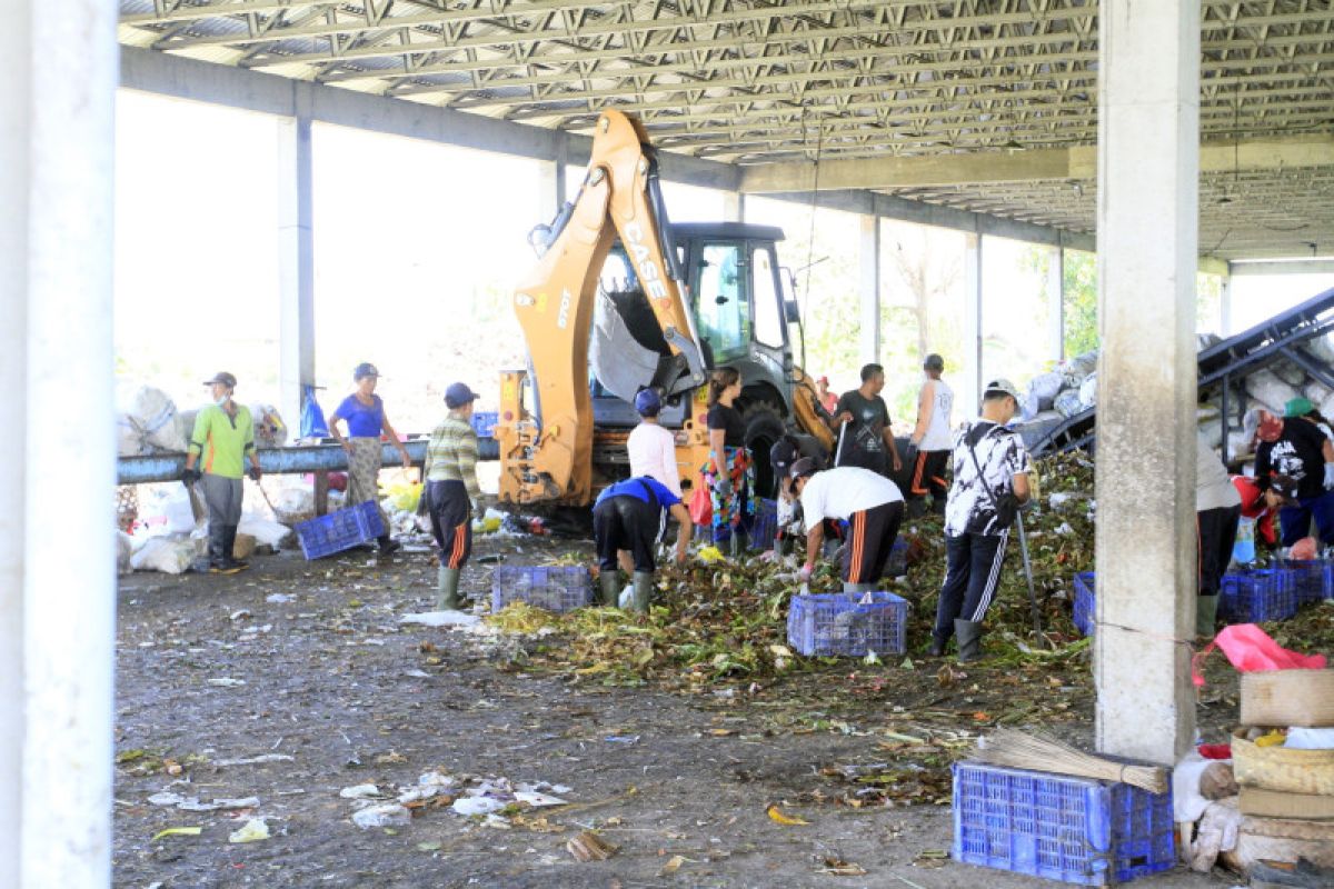 Bappenas pelajari penanganan sampah di TOSS Gema Santi Klungkung Bali