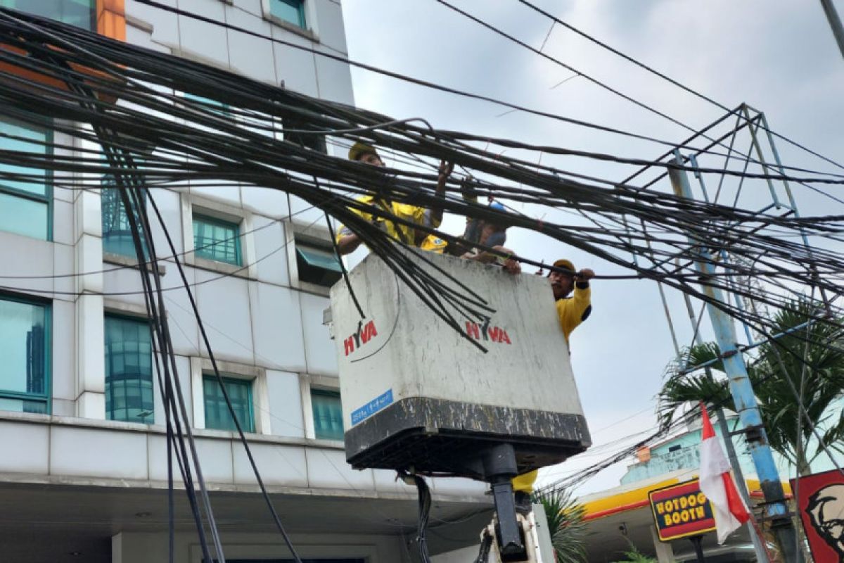 Pemkot Jaksel wujudkan sarana jaringan utilitas terpadu menyasar kabel