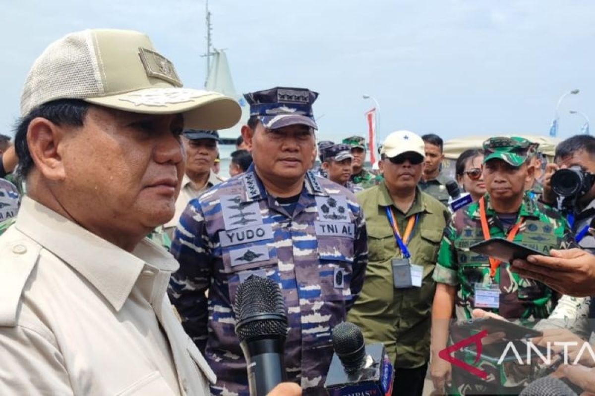 Menhan Prabowo Subianto bertekad terus perkuat TNI Angkatan Laut