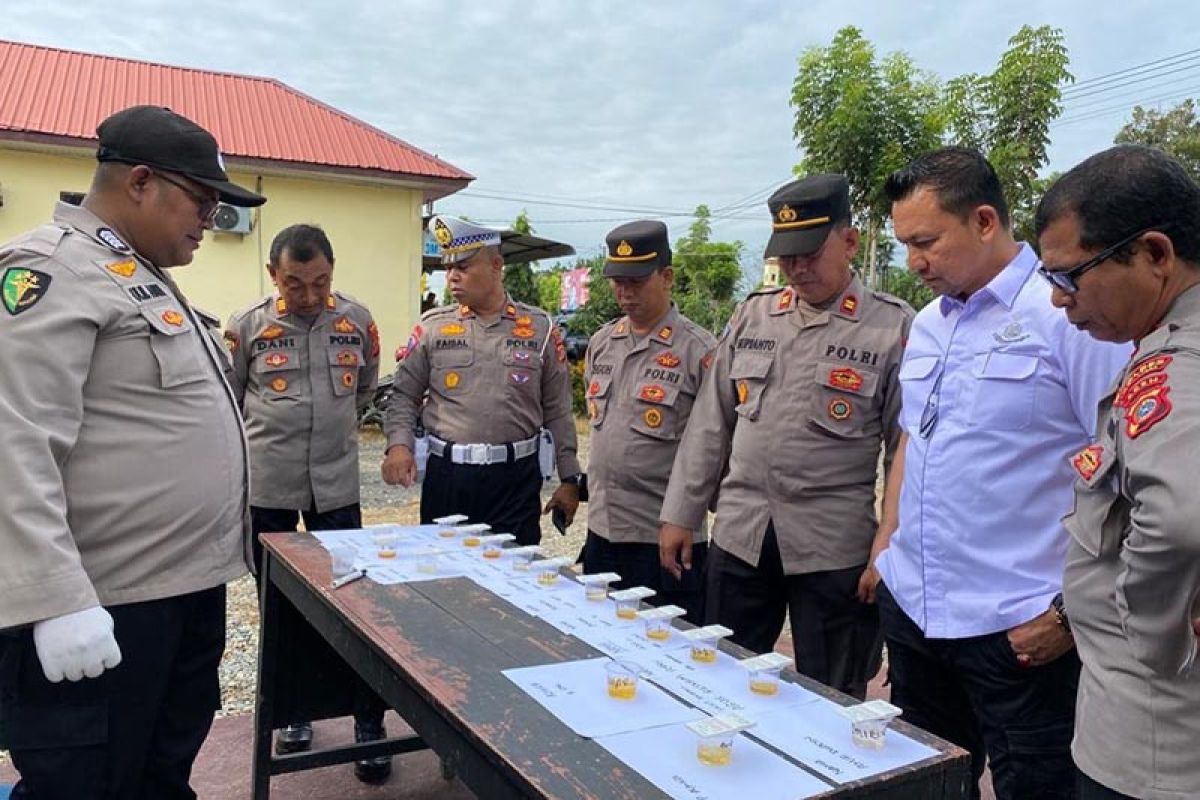 20 pejabat utama Polres Aceh Utara jalani tes urine