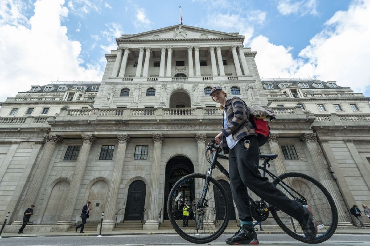 Bank sentral Inggris naikkan suku bunga acuan, tertinggi sejak 2008