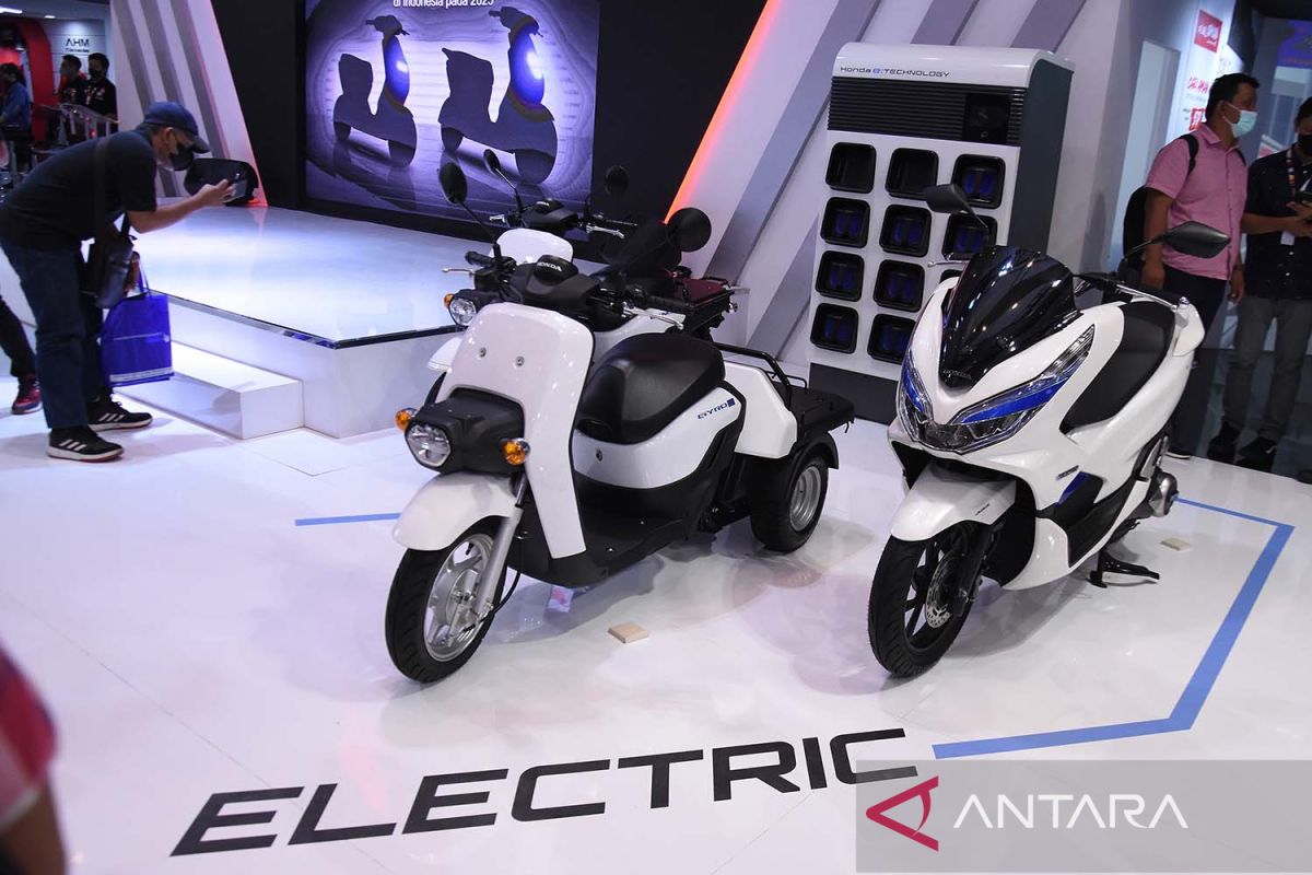 Honda kembangkan sepeda motor listrik bersaing di segmen 500-750 cc