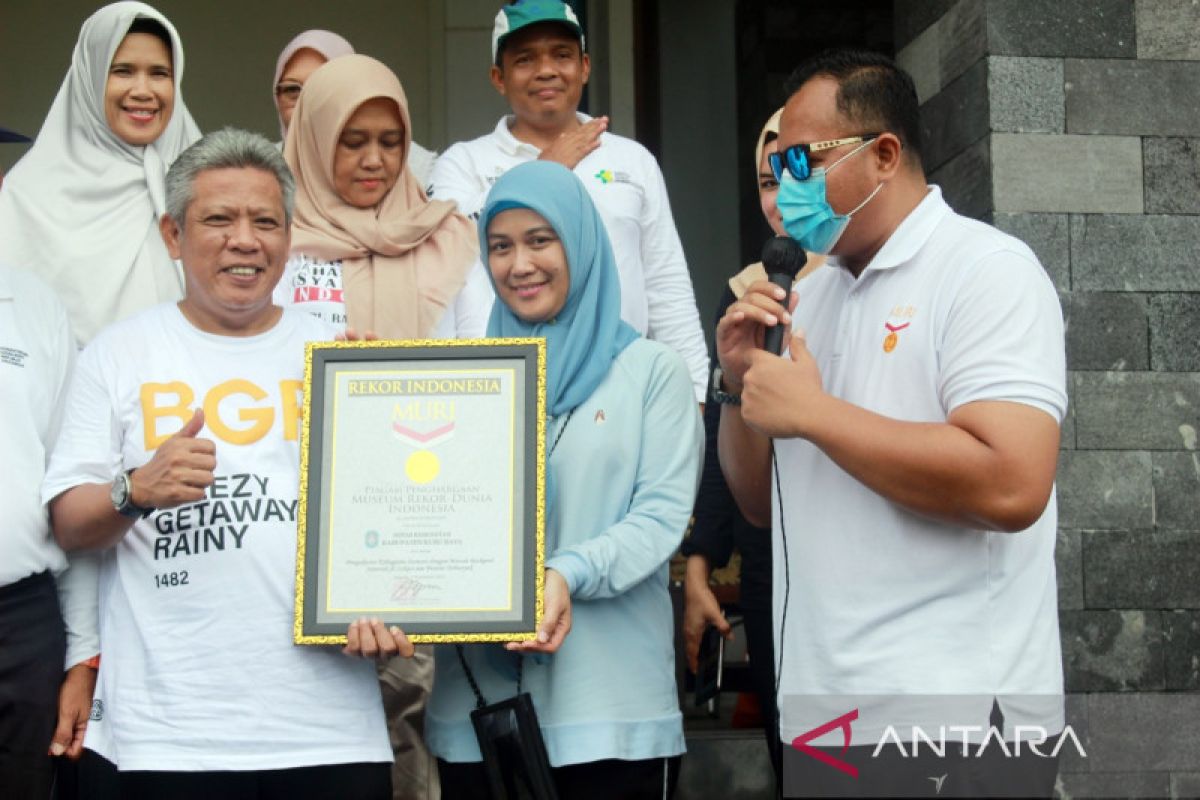 Muda Mahendrawan dapat penghargaan museum rekor Indonesia