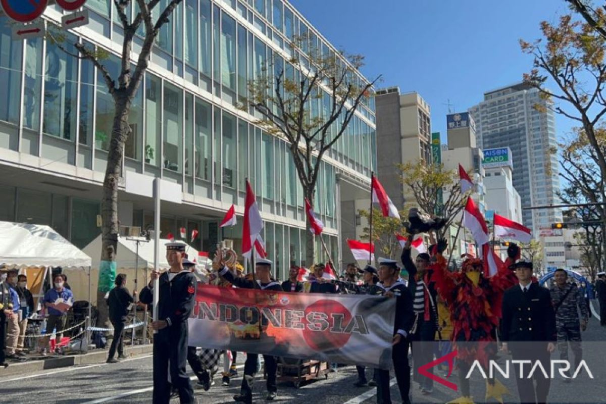 Awak KRI Diponegoro-365 andil parade angkatan laut di Jepang