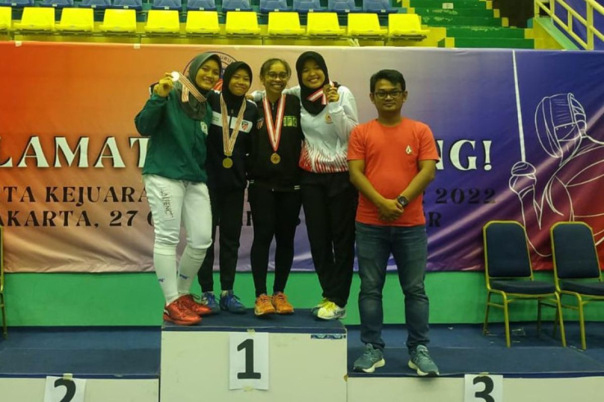 Raup 10 emas, Riau juara umum di Kerjurnas anggar Cibubur