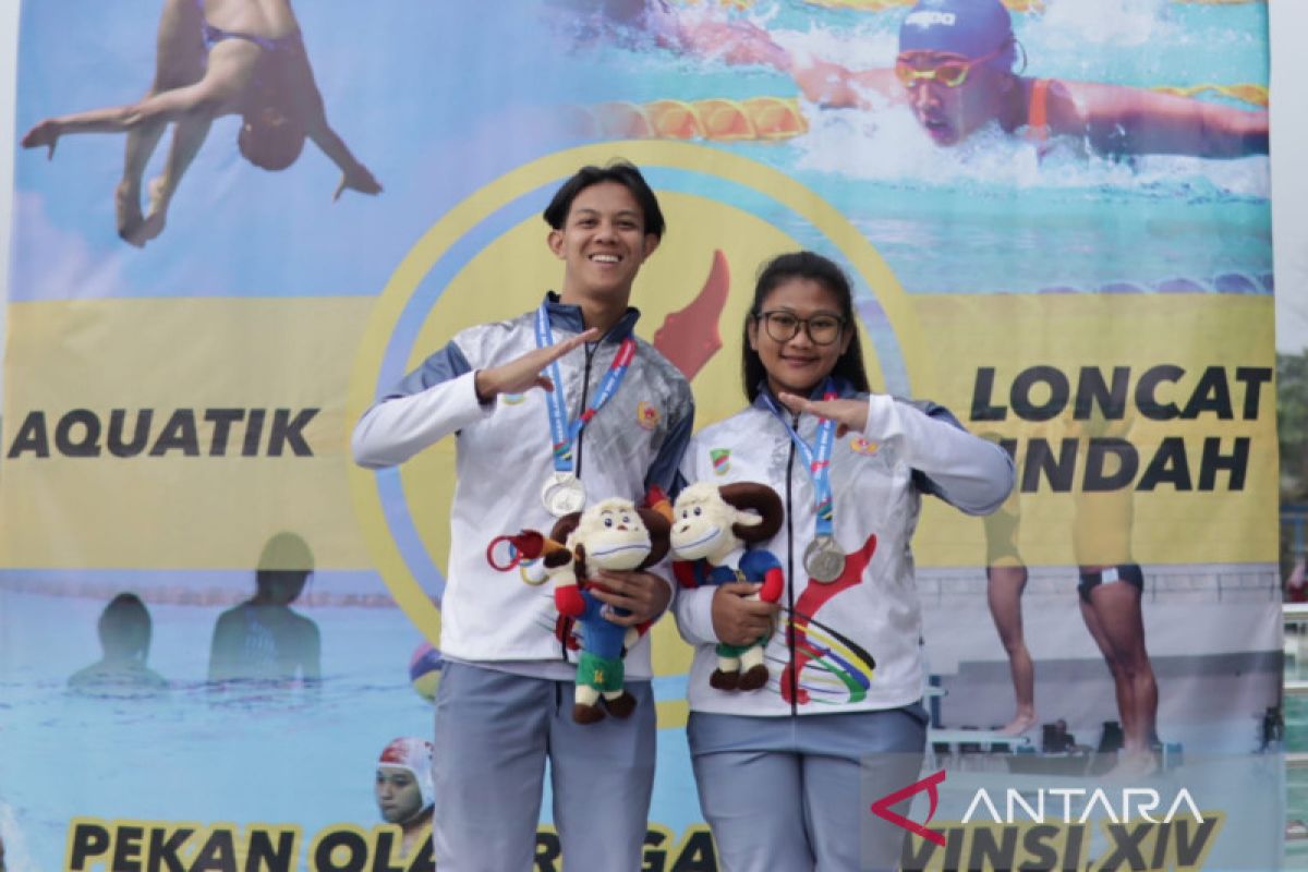 Pasangan loncat indah Kabupaten Bekasi berhasil raih medali Porprov Jabar