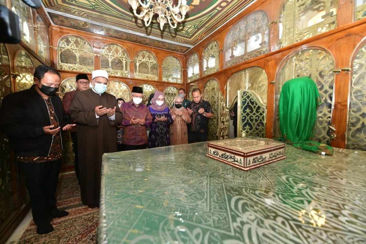 Wapres ziarah Makam Syekh Ibnu Athaillah di Kairo