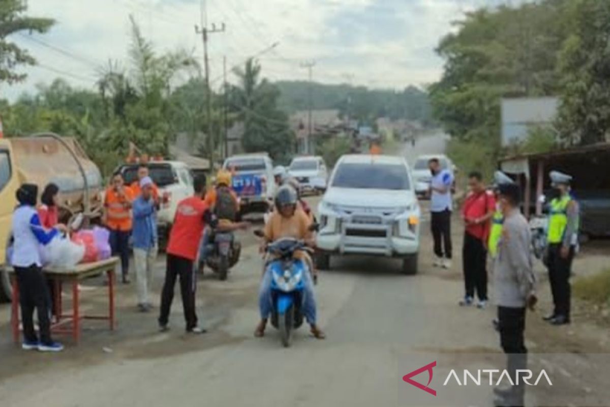 Polsek Satui gencarkan program Jumat berkah presisi