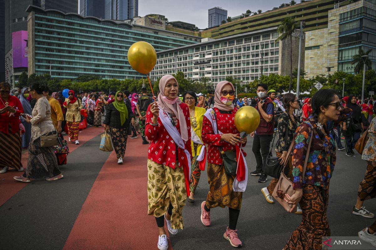 Indonesia belum putuskan ajakan untuk bergabung pengajuan kebaya sebagai WBTB ke UNESCO