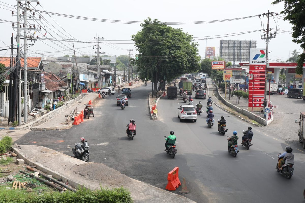 Pemkab selesaikan pelebaran jalan Bangah Aloha Sidoarjo