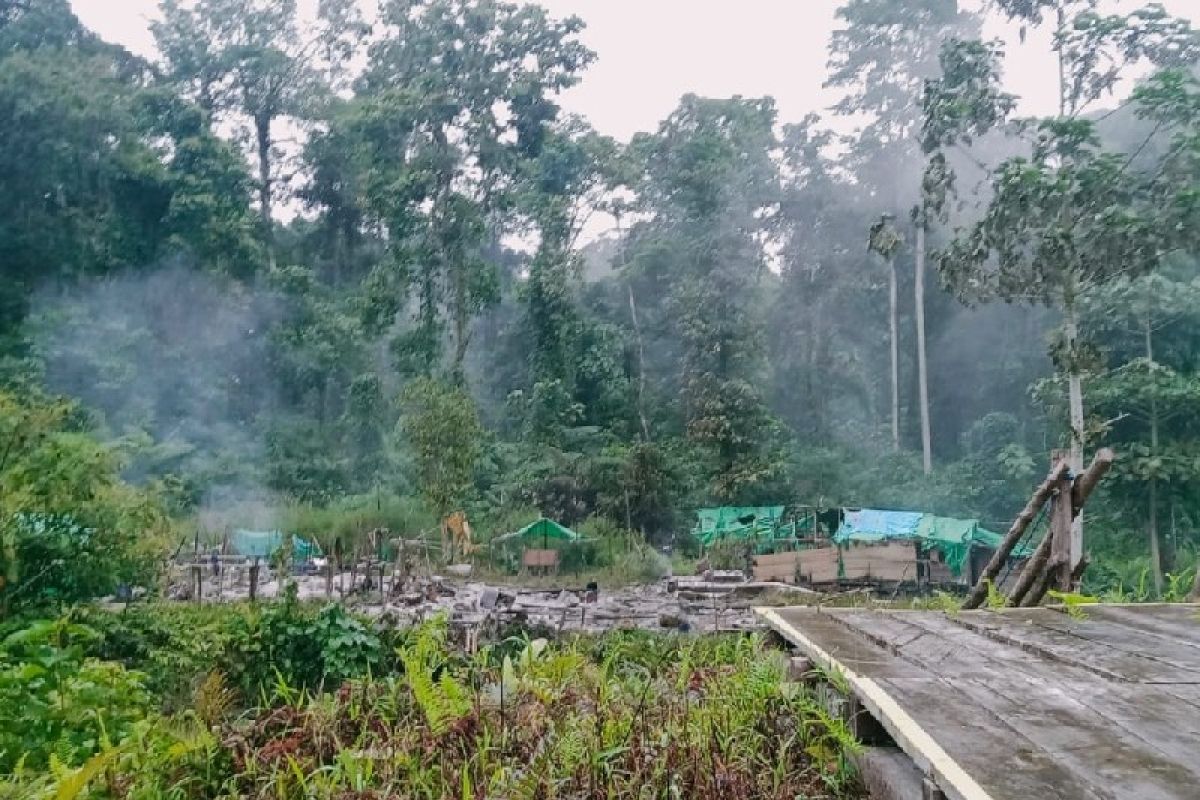 OTK serang camp di Kawe Papua, seorang penambang tewas