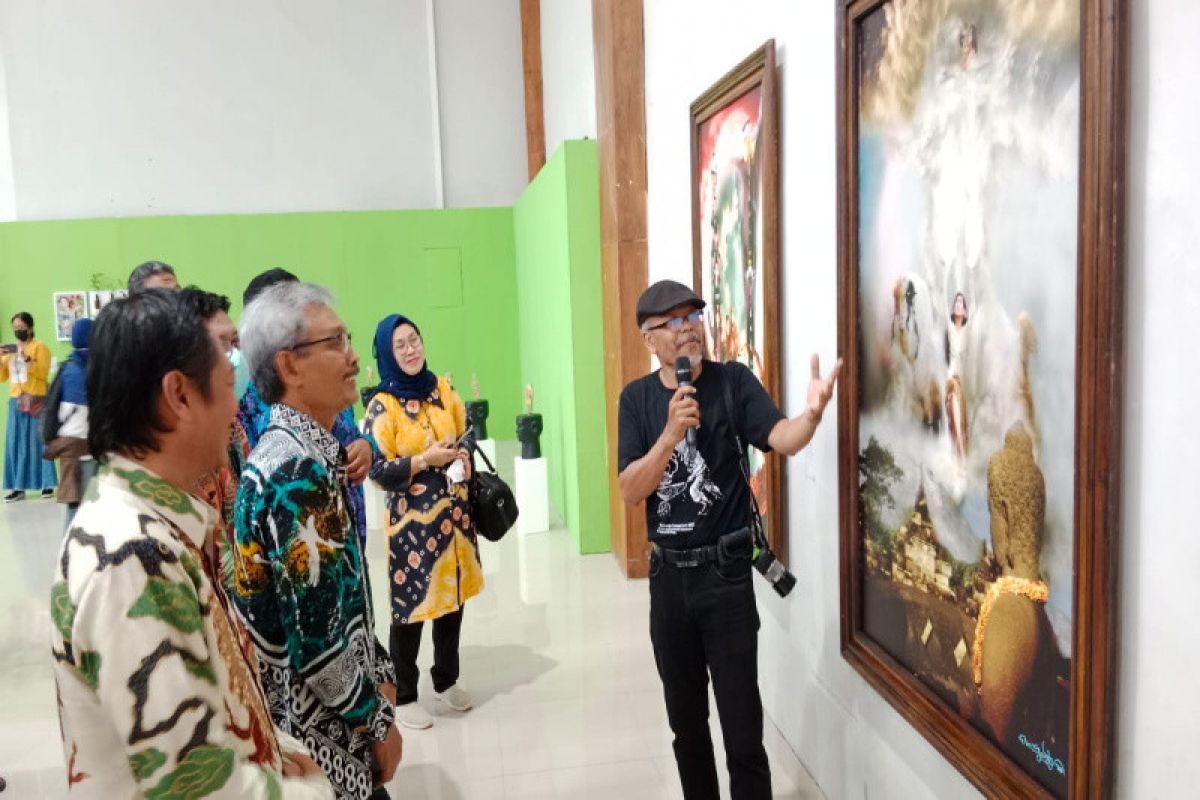 Disbud Kulon Progo gelar pameran seni rupa bertajuk "Tandang Gawe"