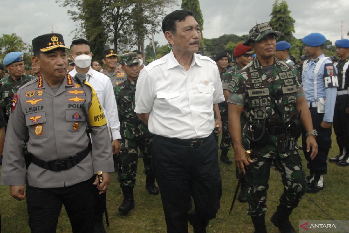 Luhut ingatkan TNI-Polri tak buat kesalahan saat jaga KTT