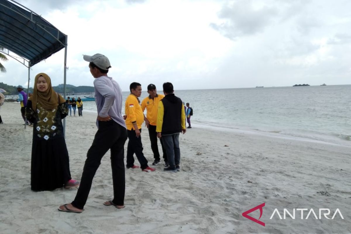 Anggota DPRD Kalsel apresiasi pengelolaan Pantai Teluk Tamiang Kotabaru
