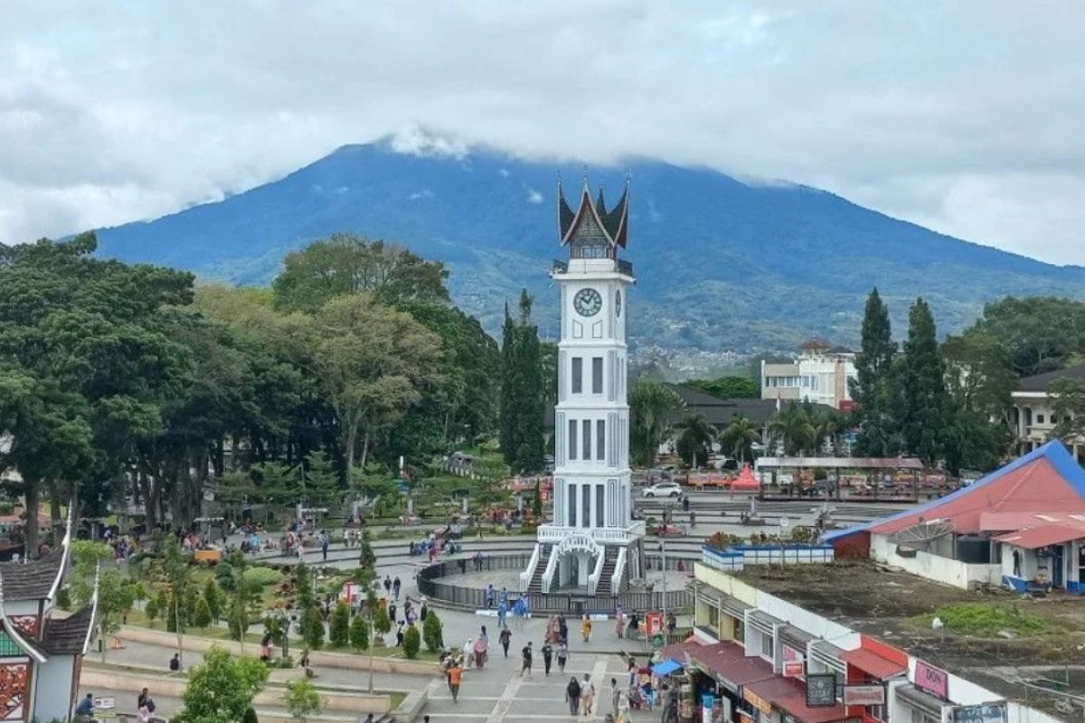 Sembilan Parpol belum penuhi syarat Verfak di Bukittinggi