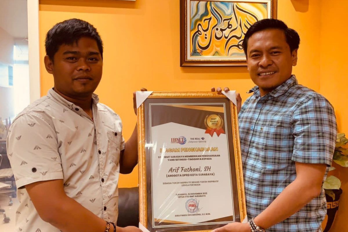 Ketua Golkar Surabaya terpilih sebagai tokoh muda inspiratif