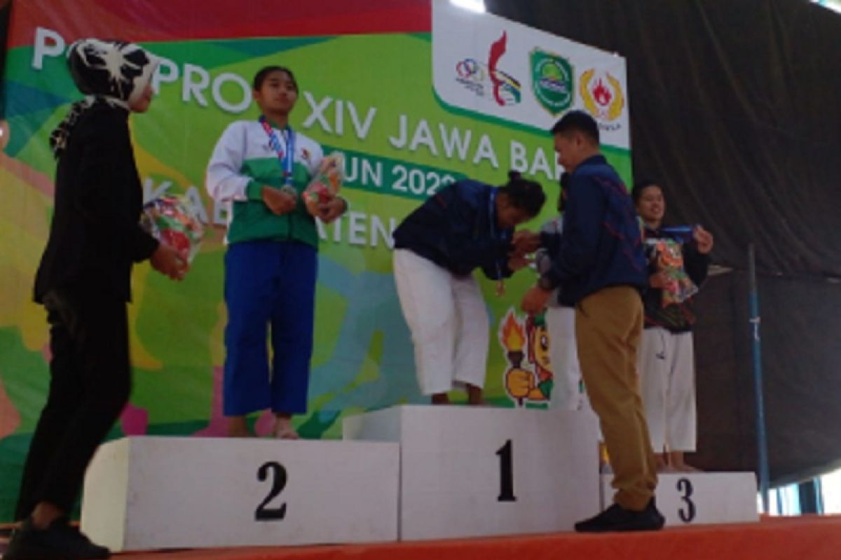 Atlet judo putri Subang berhasil raih emas pada Porprov Jabar
