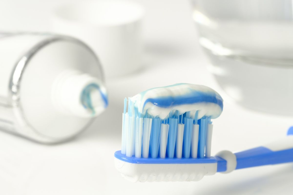 Seberapa buruk pakai pasta gigi kedaluwarsa?