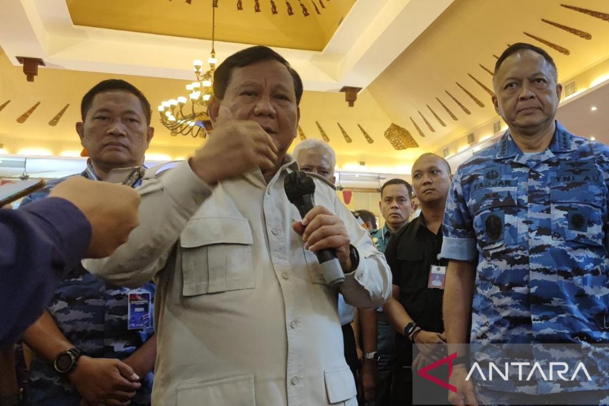 Prabowo: Masih kurang 9 teknologi dalam pengembangan pesawat KFX/IFX