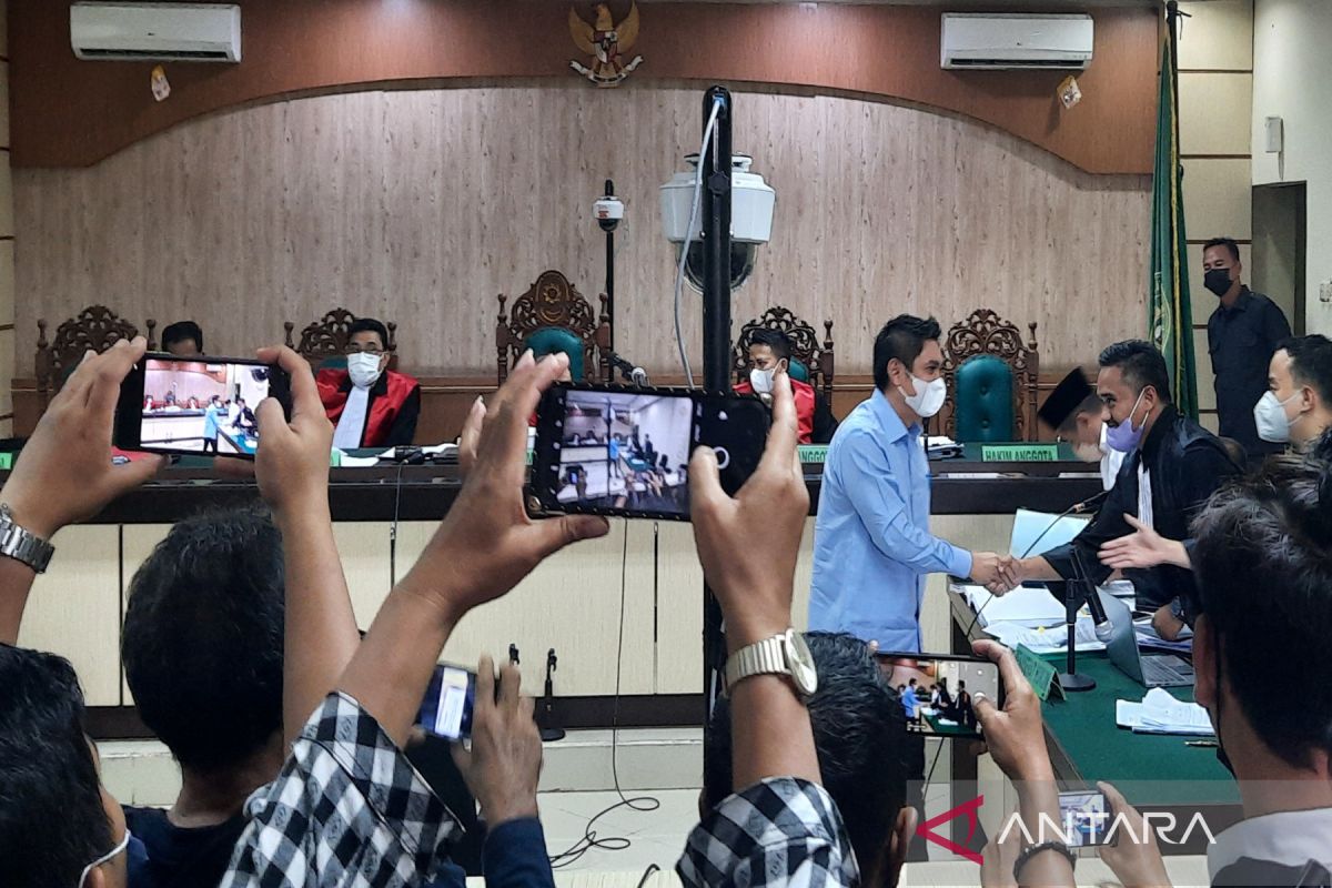 Mardani Maming ikuti persidangan secara virtual dari Gedung KPK