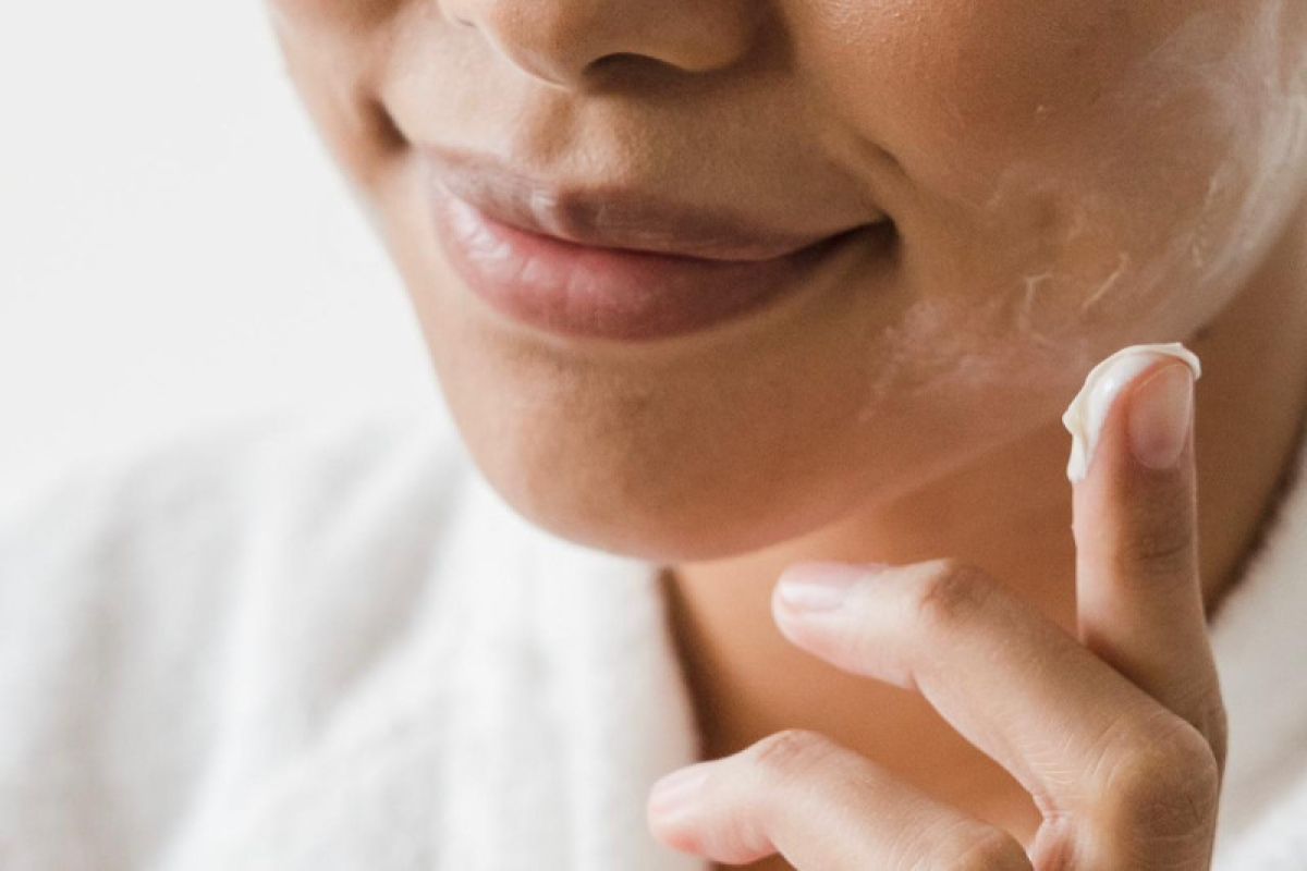 Kiat rawat kulit tetap "glowing" untuk wanita usia 30-an